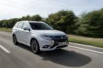 Mitsubishi Outlander PHEV 2015 года (UK)